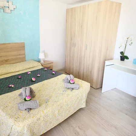 펜션 Daniel Beachfront, 2 Wifi Free *