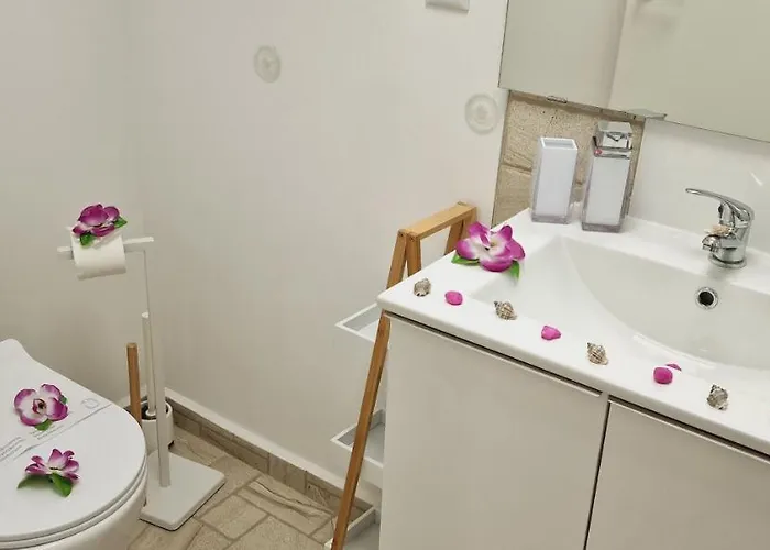 Daniel Beachfront, 2 Wifi Free Feriehus *