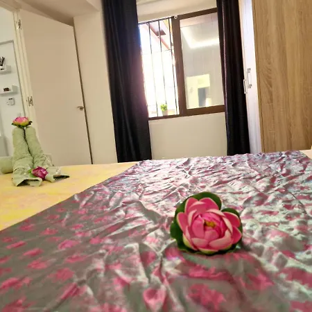 Daniel Beachfront, 2 Wifi Free Playa de las Americas (Tenerife)