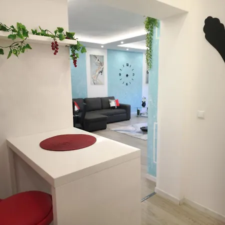 Prázdninový dům Daniel Beachfront, 2 Wifi Free