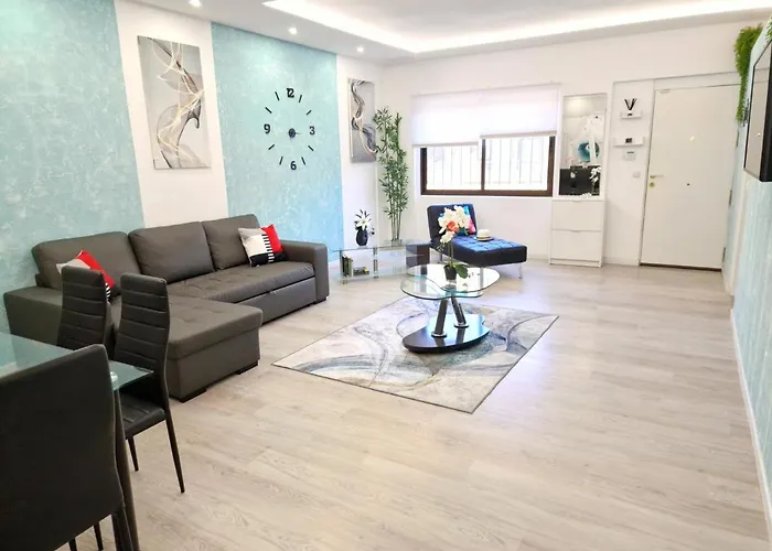 Daniel Beachfront, 2 Wifi Free Holiday home