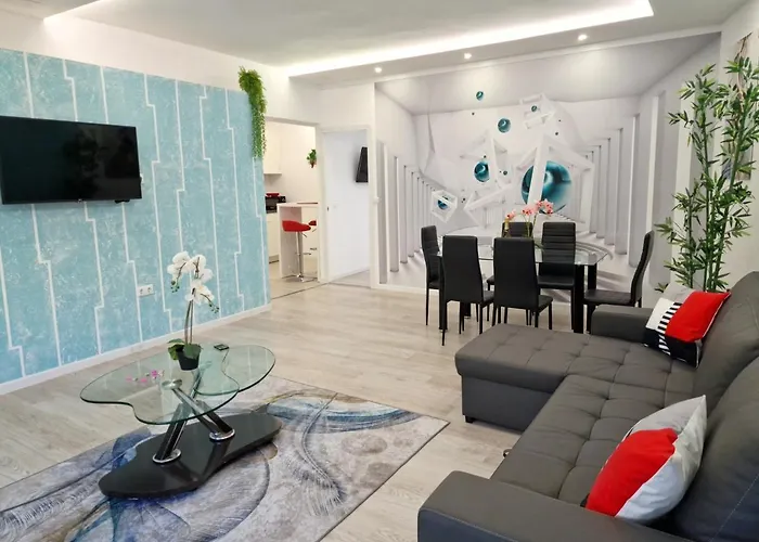 Daniel Beachfront, 2 Wifi Free Semesterbostad