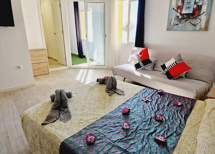 Daniel Beachfront, 2 Wifi Free Holiday home