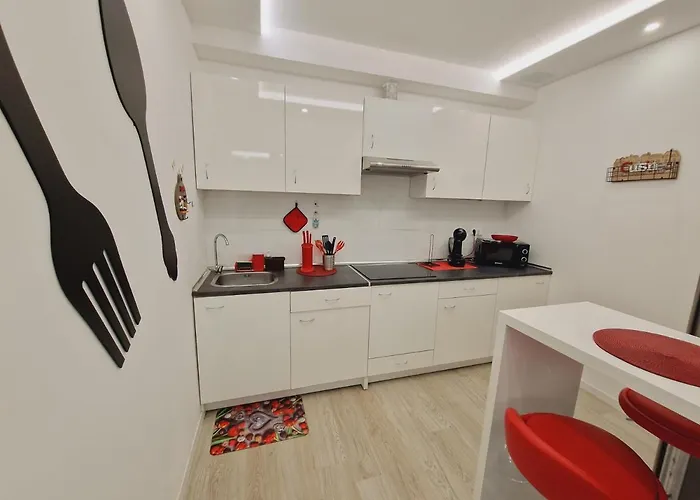 Semesterbostad Daniel Beachfront, 2 Wifi Free *